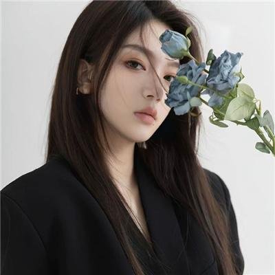 云裳艳曲